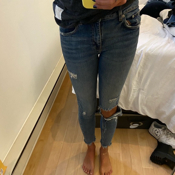 Zara Denim - light wash jeans with rips and fringes